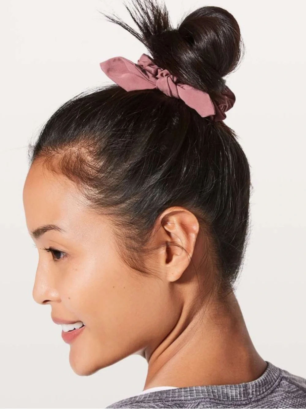 Lululemon Uplifting Scrunchie Bow Quicksand Pink